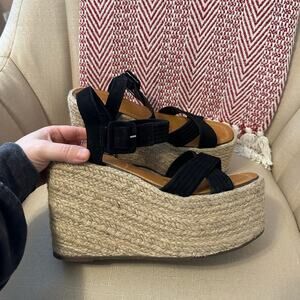 NWOT: Schutz Bliese Nubuck Sandal